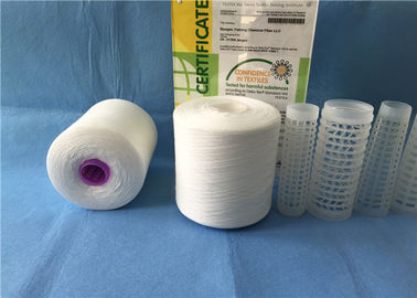 中国 高い粘着性Z/Sのねじれ未加工白いヤーン100%のポリエステル縫う糸 サプライヤー