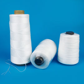 中国 10s/3 10s/4 100%のポリエステル ヤーンの未加工白く明るい産業糸Knotless袋の完了の糸 サプライヤー