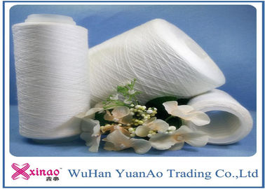 中国 20s/6 未加工白く物質的なポリエステルによって回される縫う糸、100% のポリエステル ヤーン サプライヤー
