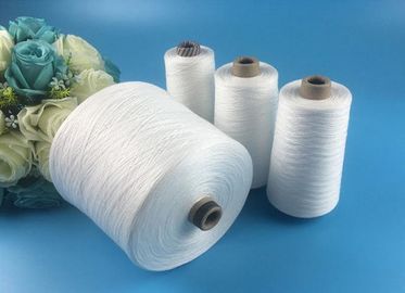 中国 高い粘着性100%のポリエステル ミシンのための40/2 50/2 60/2リングによって回される縫うヤーン サプライヤー