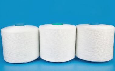 中国 健康な縫う機能100%のポリエステルは染まる管のヤーン50sを回しました サプライヤー