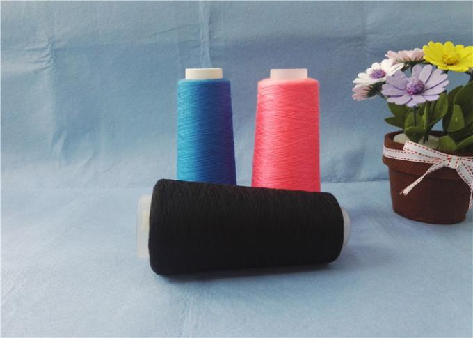 縫う糸を作るための染められた回されたポリエステル ヤーン100%のバージン指定色
